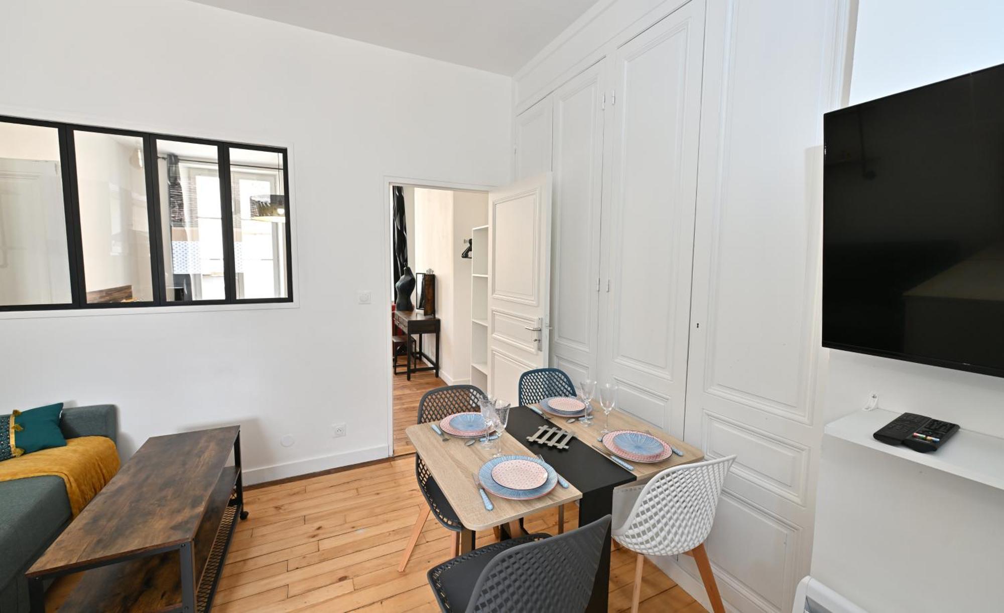 3 Appartements Premium Au Pied De La Cathedrale - Hypercentre Санс Экстерьер фото